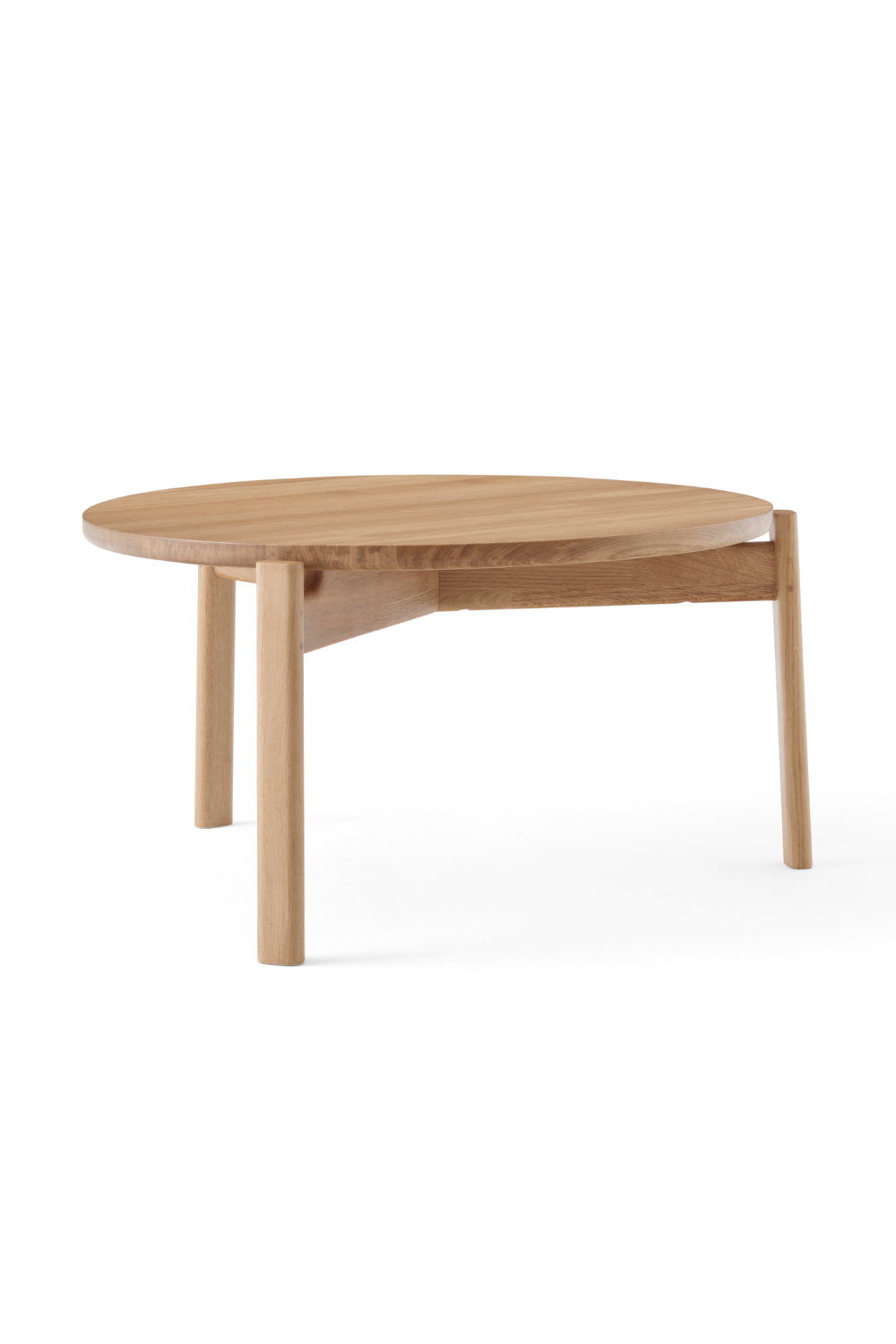 Round Wooden Lounge Table | Audo Copenhagen Passage | Oroa.com