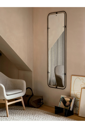 Minimalist Shell Lounge Chair | Audo Copenhagen Harbour | Oroa.com