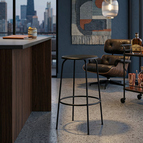   Black Steel Bar Stool | Oroa.com