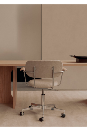 Aluminum Swivel Office Armchair | Audo Copenhagen Co | Oroa.com