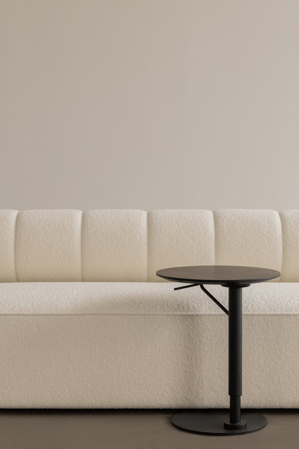 Adjustable Round Side Table | Audo Copenhagen Branch | Oroa.com