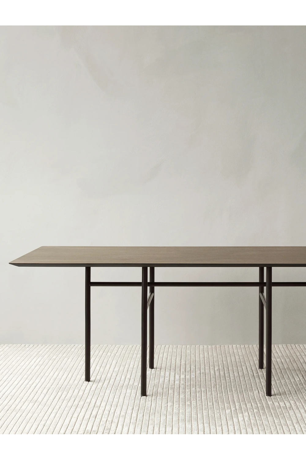 Rectangular Minimalist Dining Table | Audo Copenhagen Snaregade | Oroa.com