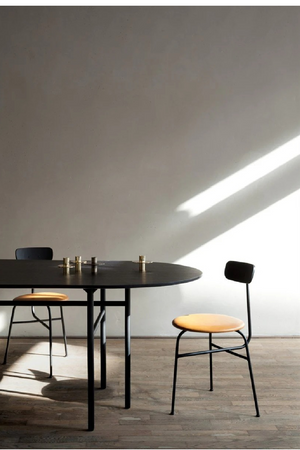 Oval Minimalist Dining Table | Audo Copenhagen Snaregade | Oroa.com