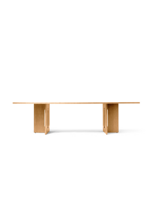 Intersecting-Base Oak Dining Table | Audo Copenhagen Androgyne | Oroa.com