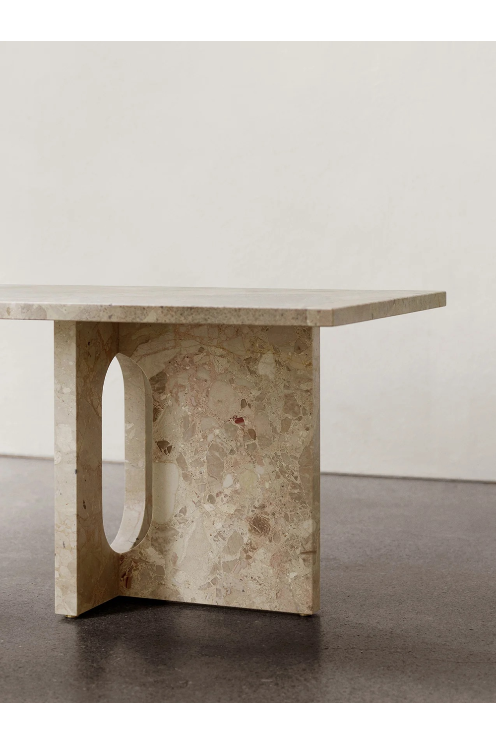 Solid Marble Lounge Table | Audo Copenhagen Androgyne | Oroa.com