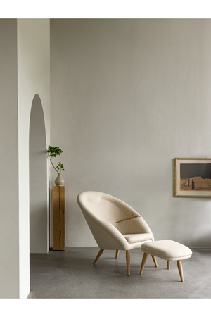 Wooden Leg Ottoman | Audo Copenhagen Oda | Oroa.com