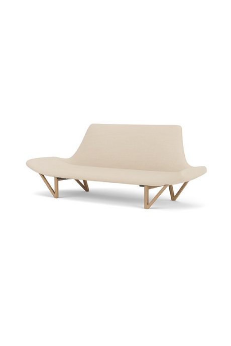 Wooden V-Leg Sofa | Audo Copenhagen Pagode | Oroa.com