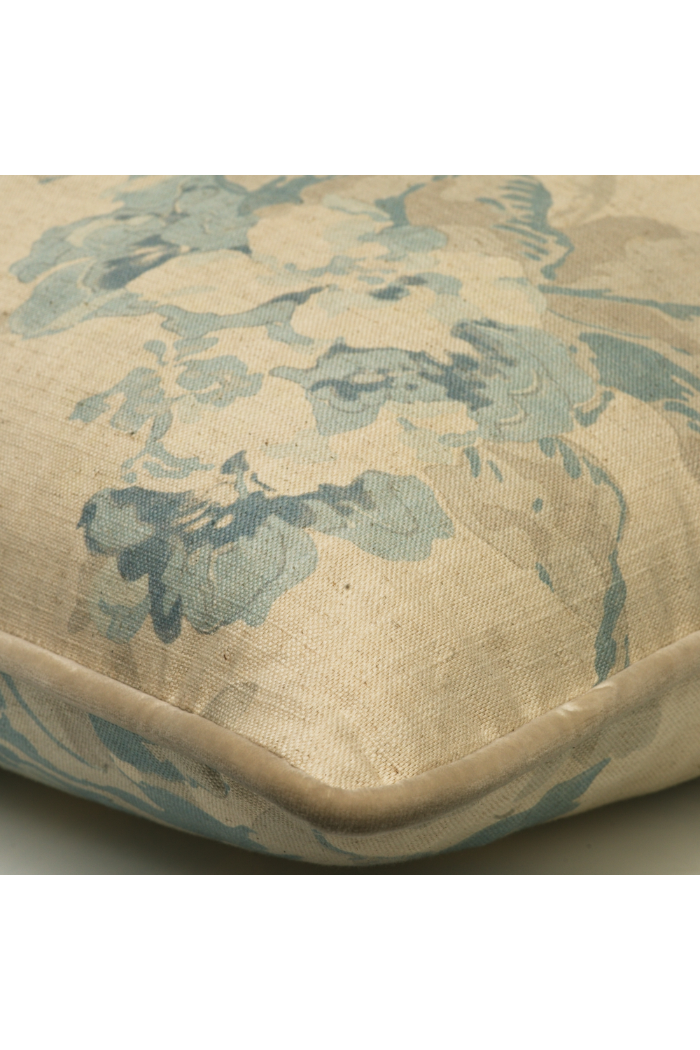 Flower Motif Cotton Cushion | Andrew Martin Midsummer | Oroa.com