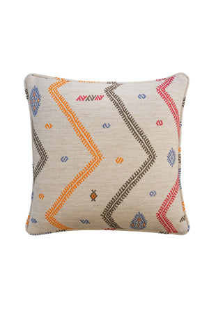   Striking Patterned Cushion | Oroa.com