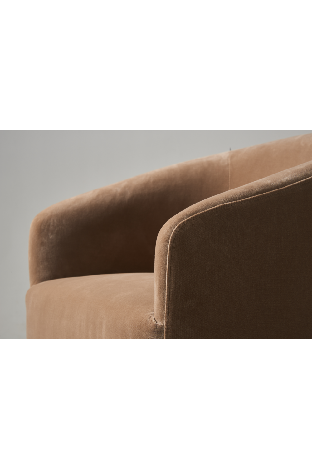 Beige Velvet Tub Dining Chair | Andrew Martin Alto | Oroa.com