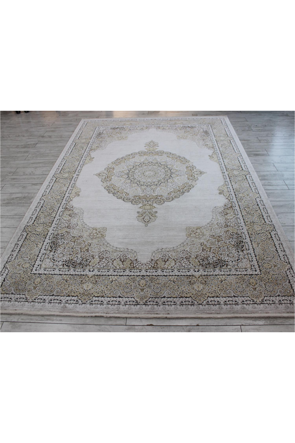 Gray Medallion Motif Persian Rug | Andrew Martin Soraya | Oroa.com