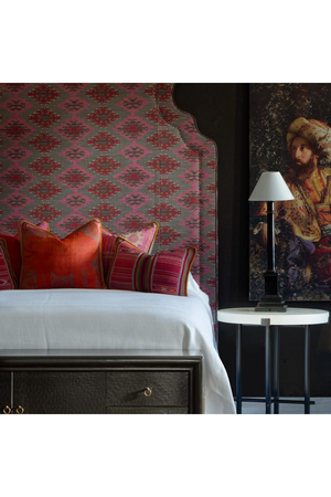 Cream Linen Side Table | Andrew Martin Hercules | Oroa.com