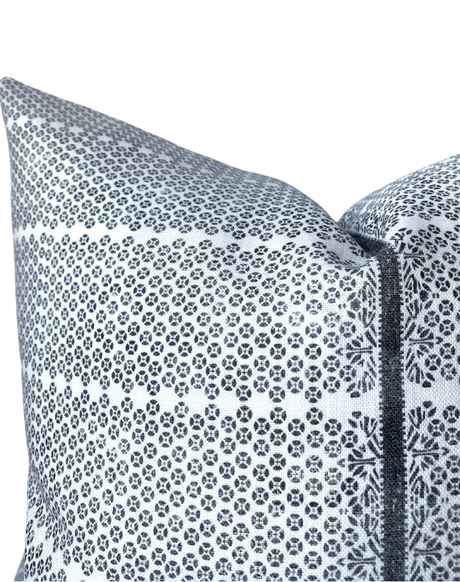 Decorative Throw Pillow Cover | DEKOWE Susan Connor