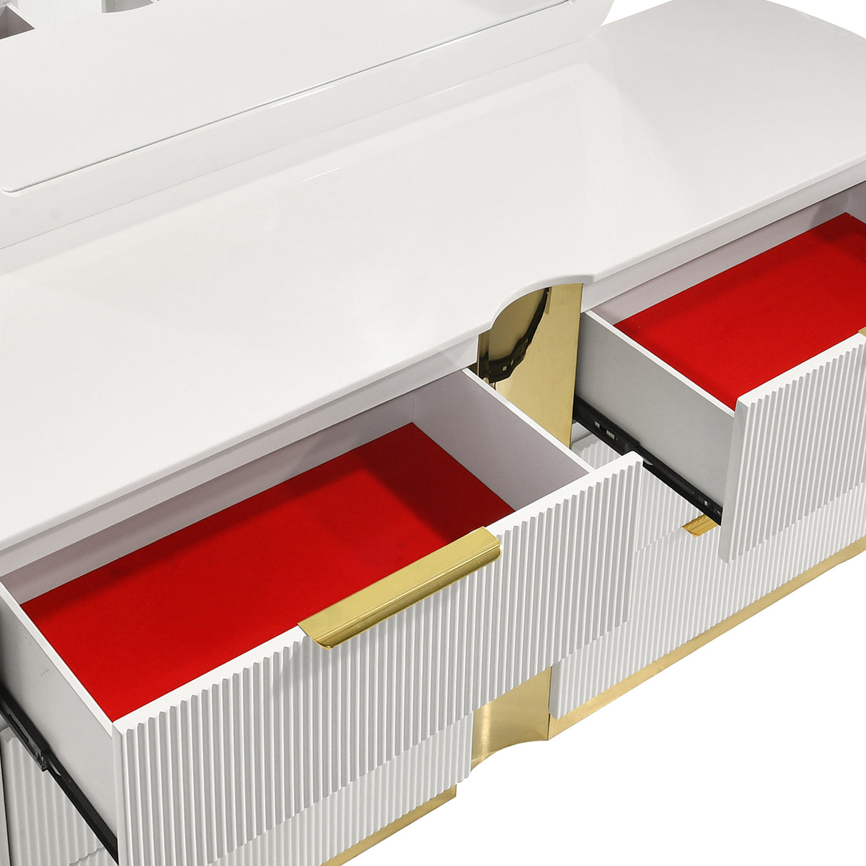 Giovanni White 6-Drawer Dresser | OROA
