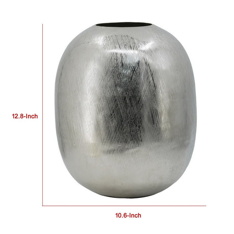 Modern Metal Vase | OROA