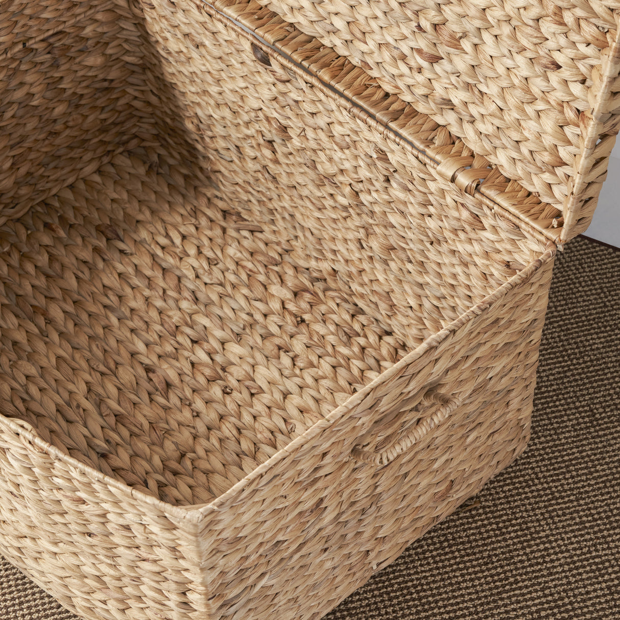 Rectangular Curve Water Hyacinth Trunk | OROA