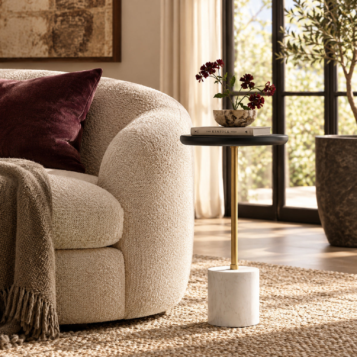 Round Side Table | OROA