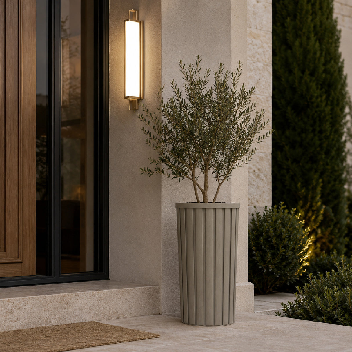 Gray Brown Round Strata Column Planter L | OROA