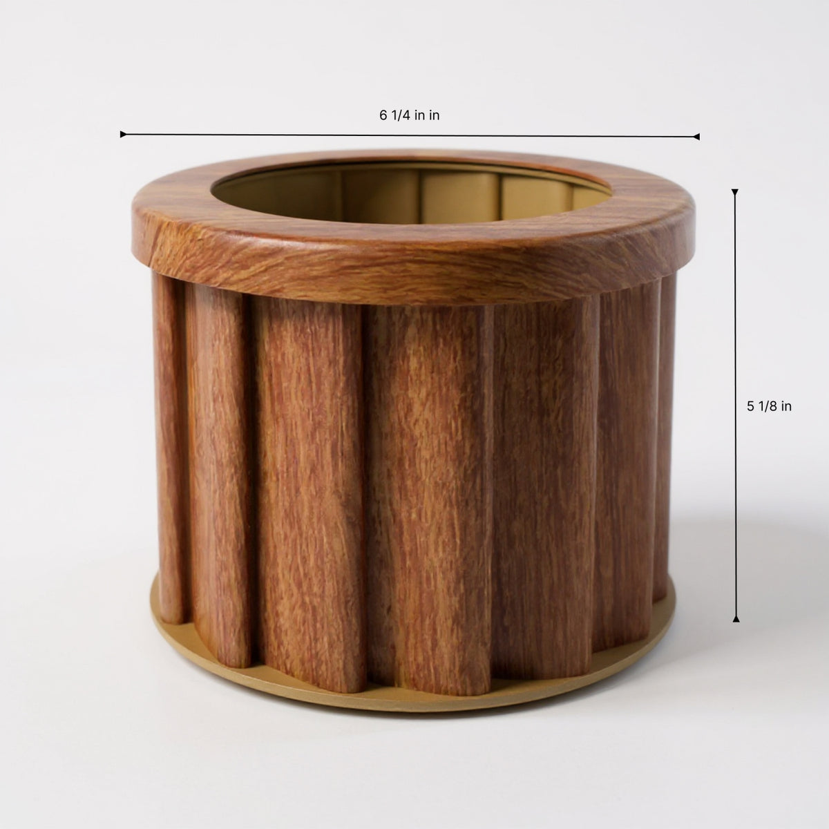 Modern European furniture - Round Strata Planter - www.oroa.com