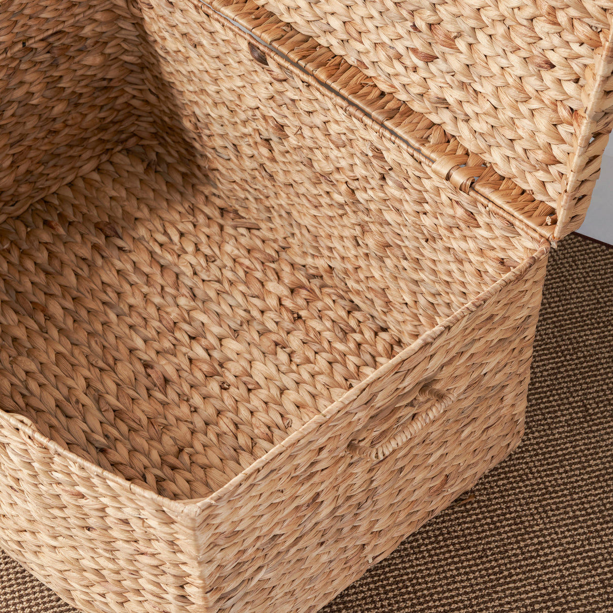 Rectangular Curve Water Hyacinth Trunk | OROA