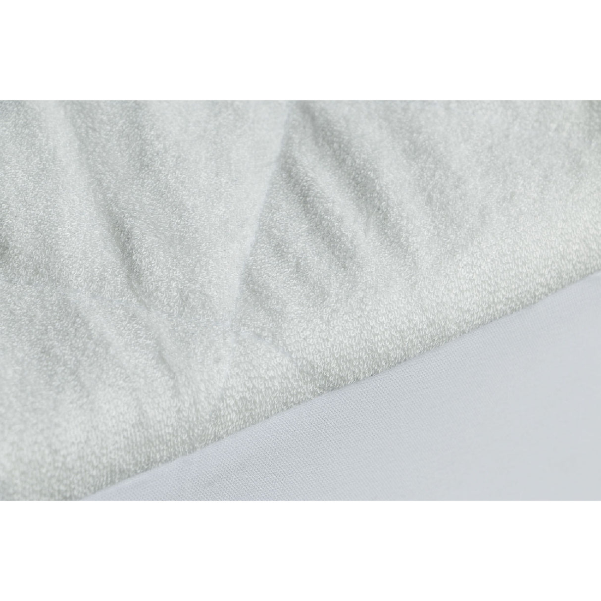 White Soft and Breathable Crib Cover | OROA Kids