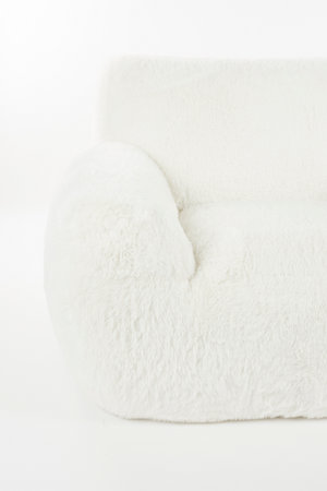 White Chunky Lounge Chair | Bold Monkey Cuddle the Yeti | OROA.com