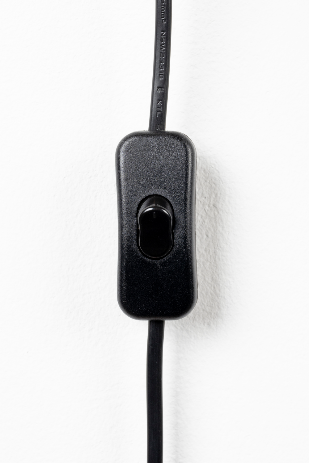 Black Sculptural Table Lamp | Bold Monkey Dragonized Bastard | OROA.com