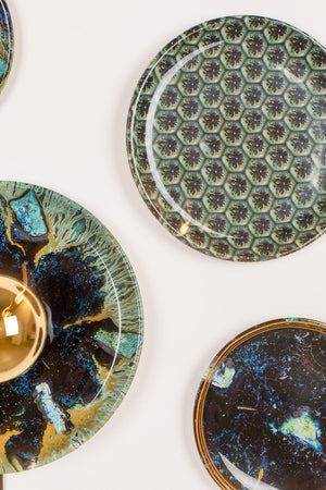 Hexagon Print Wall Lamps (4) | Bold Monkey No Food Here Hexagon | OROA.com