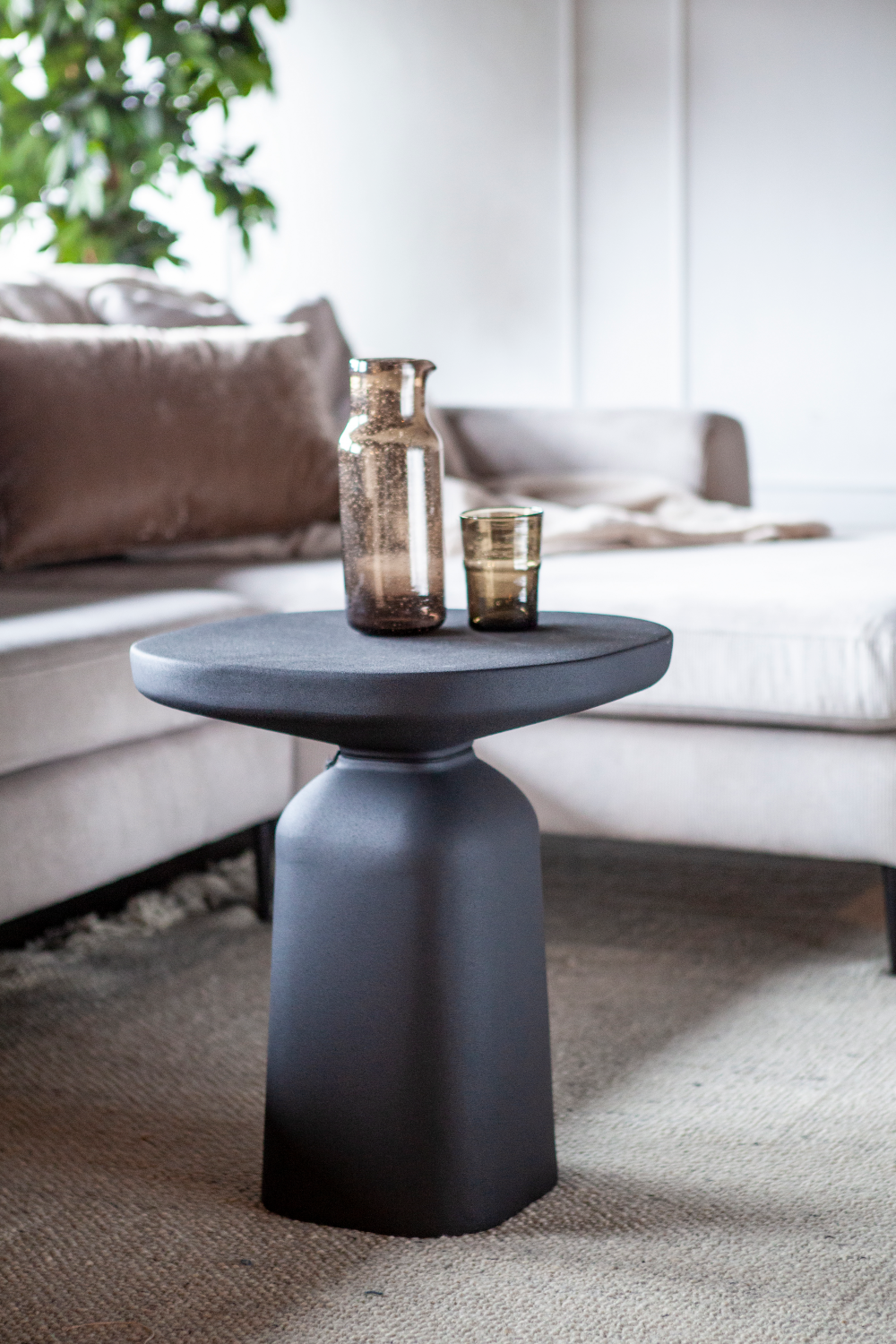 Black Aluminum Side Table | By-Boo Squand | OROA.com