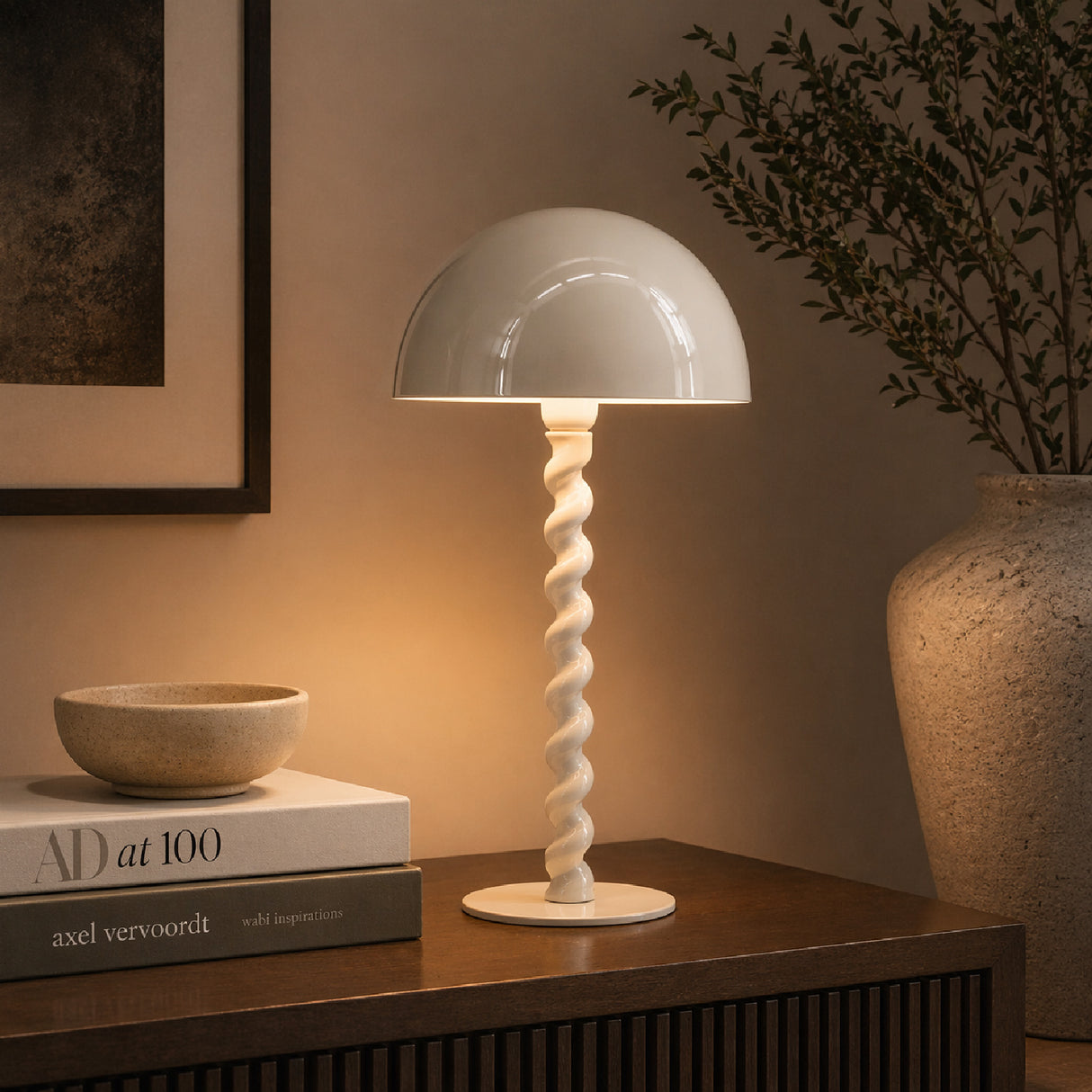   Twisted Metal Table Lamp | Oroa.com