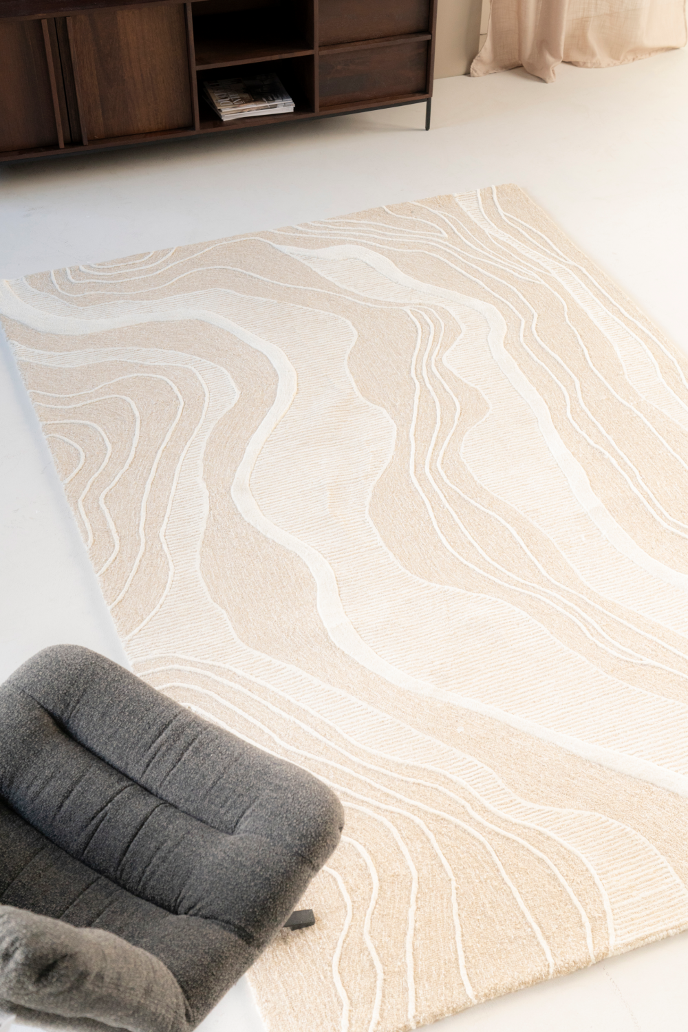 Beige Swirl Wool Rug | By-Boo Soil | Oroa.com