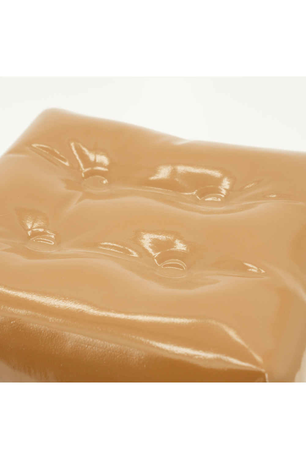 Glossy Crumpled Cube Stool | By-Boo Captives | OROA.com