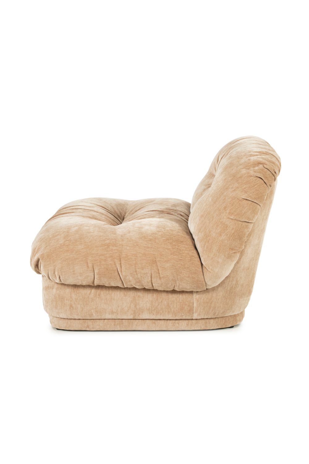 Fully-Upholstered Wrinkled Lounge Chair | By-Boo Nook | Oroa.com