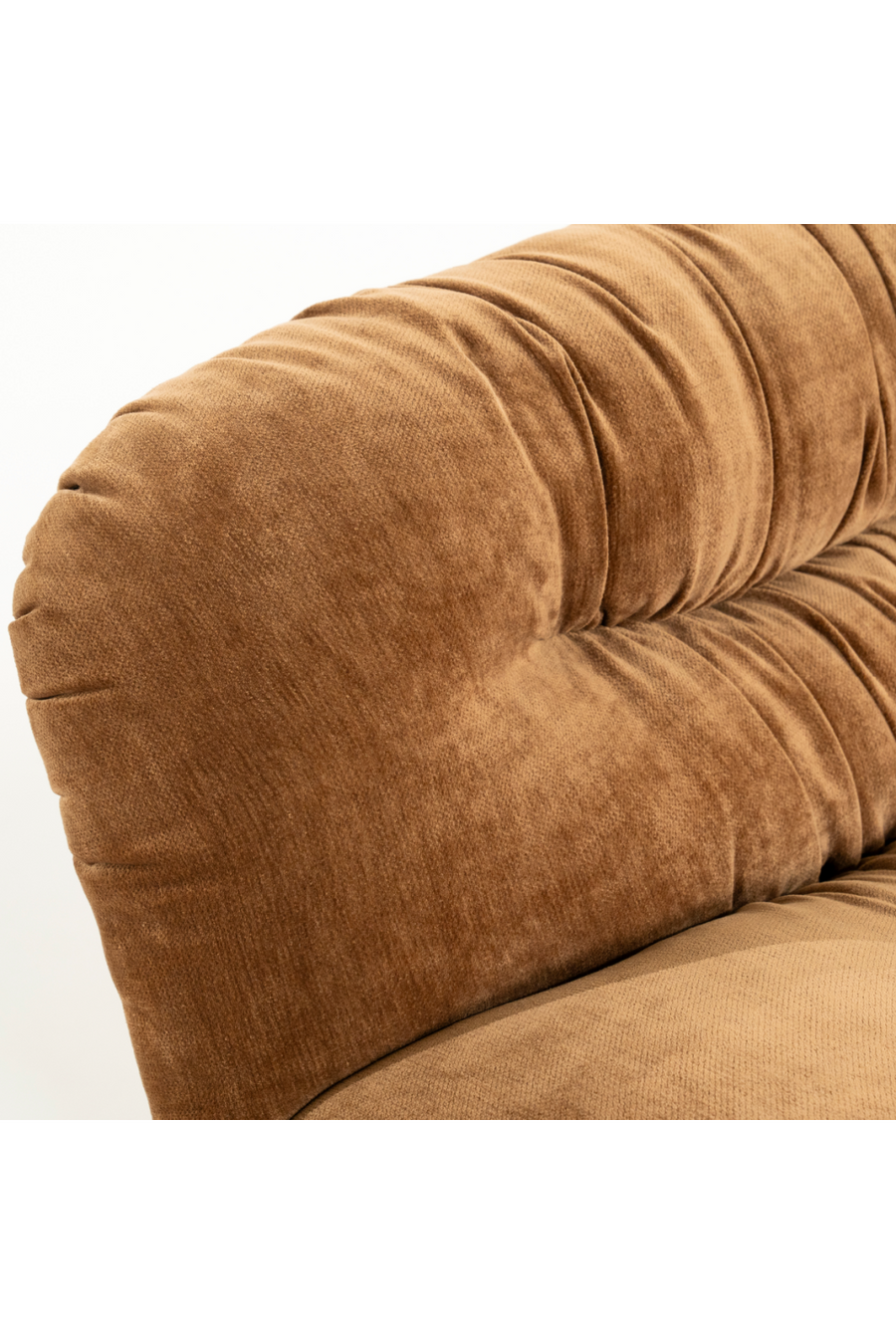 Close-up of velvet nap and tufting on backrest