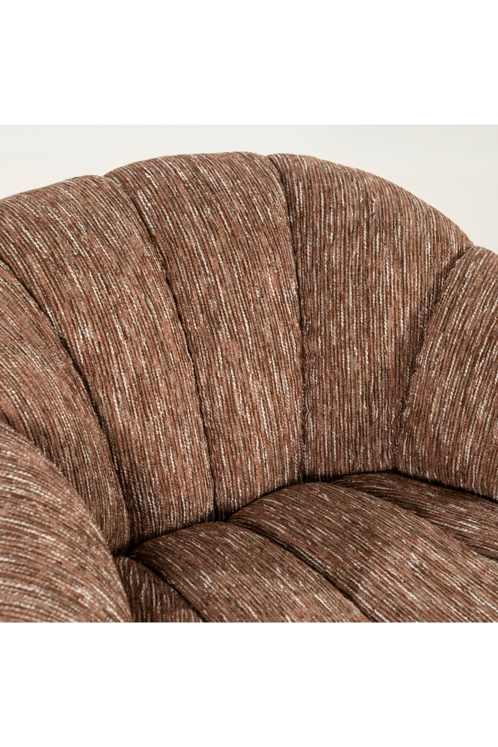 Deep-Channeled Swivel Chair | By-Boo Dream | Oroa.com