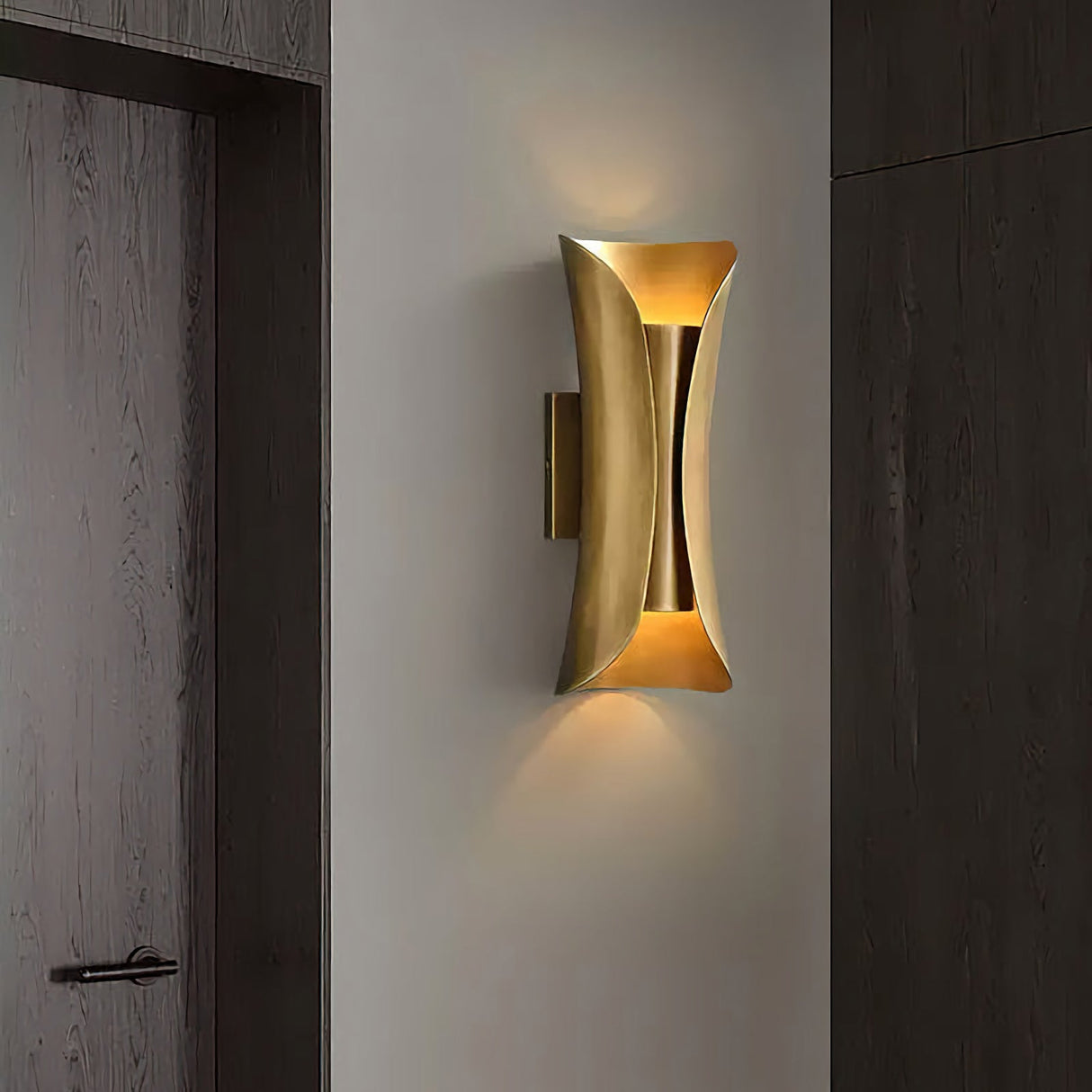 Bronze Modern Wall Lamp - OROA