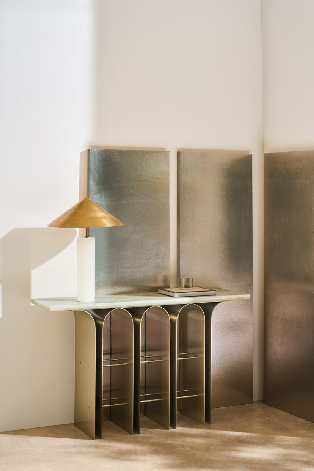 Bronze Arches Console Table | Caracole Nexus | Oroa.com