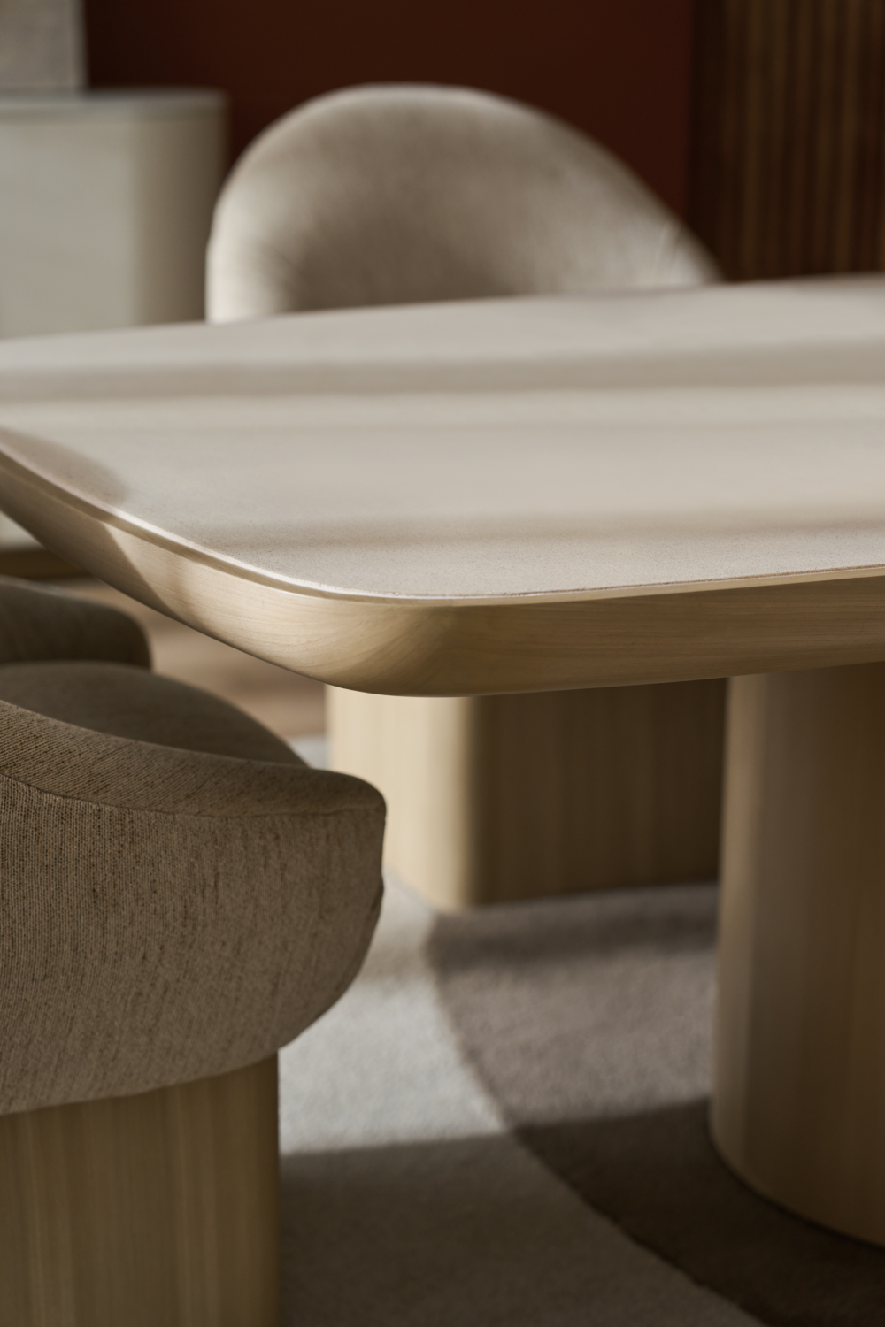 Upholstered Swivel Dining Chair | Caracole Palma | Oroa.com