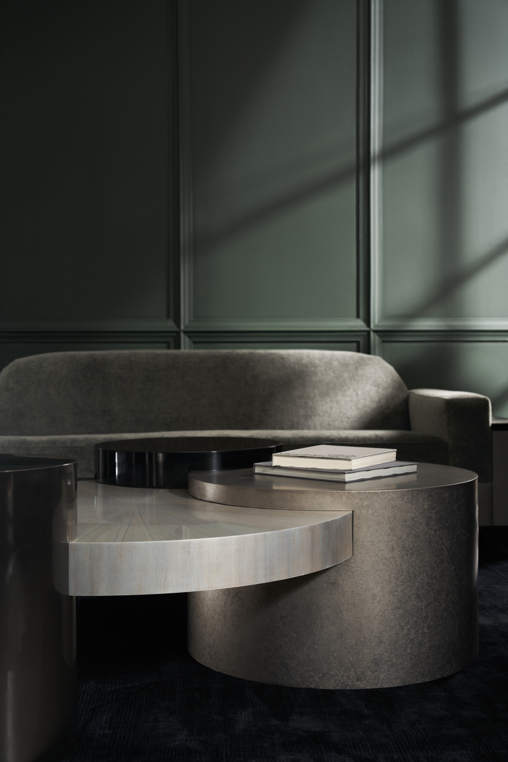 Geometrical Modern Cocktail Table | Caracole Constellation | Oroa.com