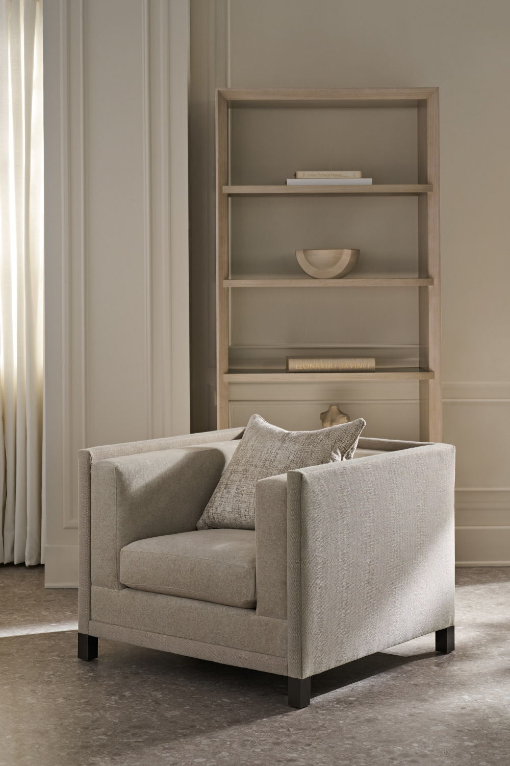 Light Gray Lounge Chair | Caracole Tuxedo | Oroa.com