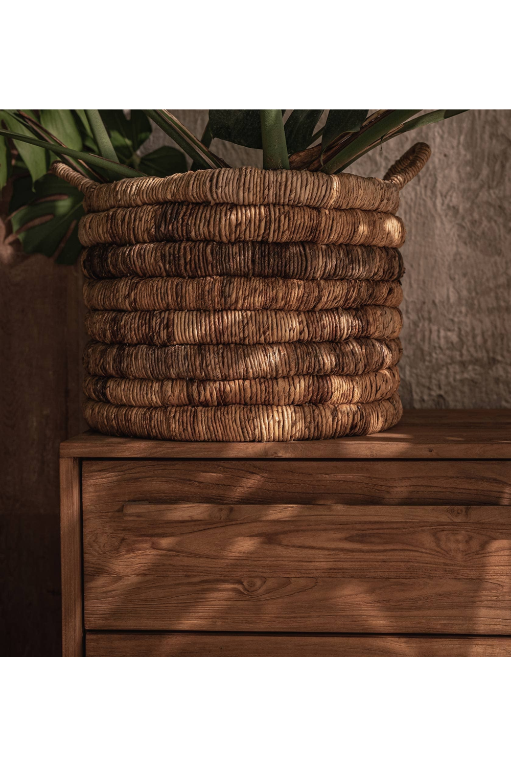 Farmhouse Style Chest of Drawer | dBodhi Outline | OROA.com