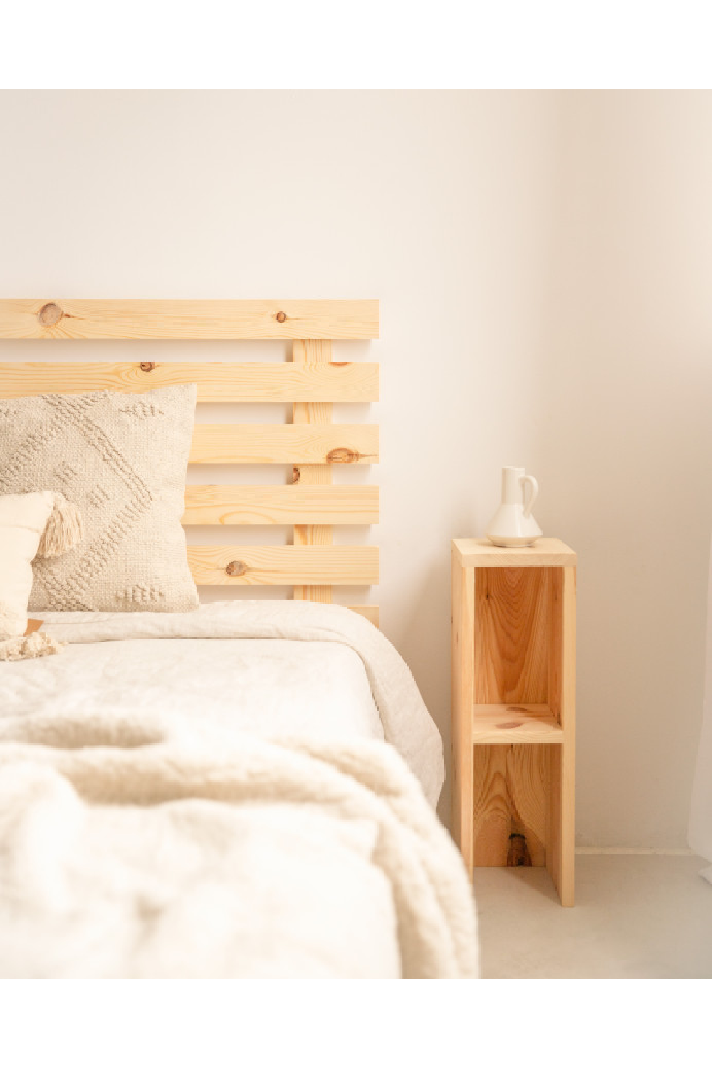 Slatted Wood Headboard | Decowood Bruma | Oroa.com