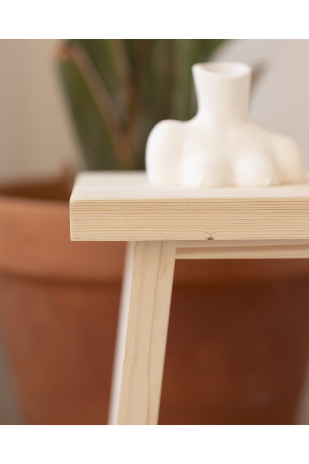 A-Shaped Wooden Side Table | Decowood Frida | Oroa.com