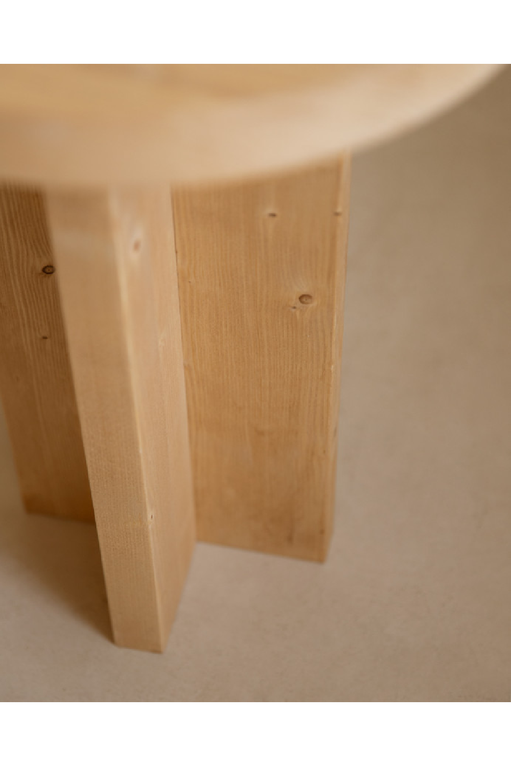 Round Solid Wood Stool | Decowood Tokyo | Oroa.com