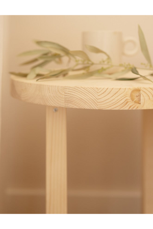 Round Wooden Bedside Table | Decowood Olivia | Oroa.com
