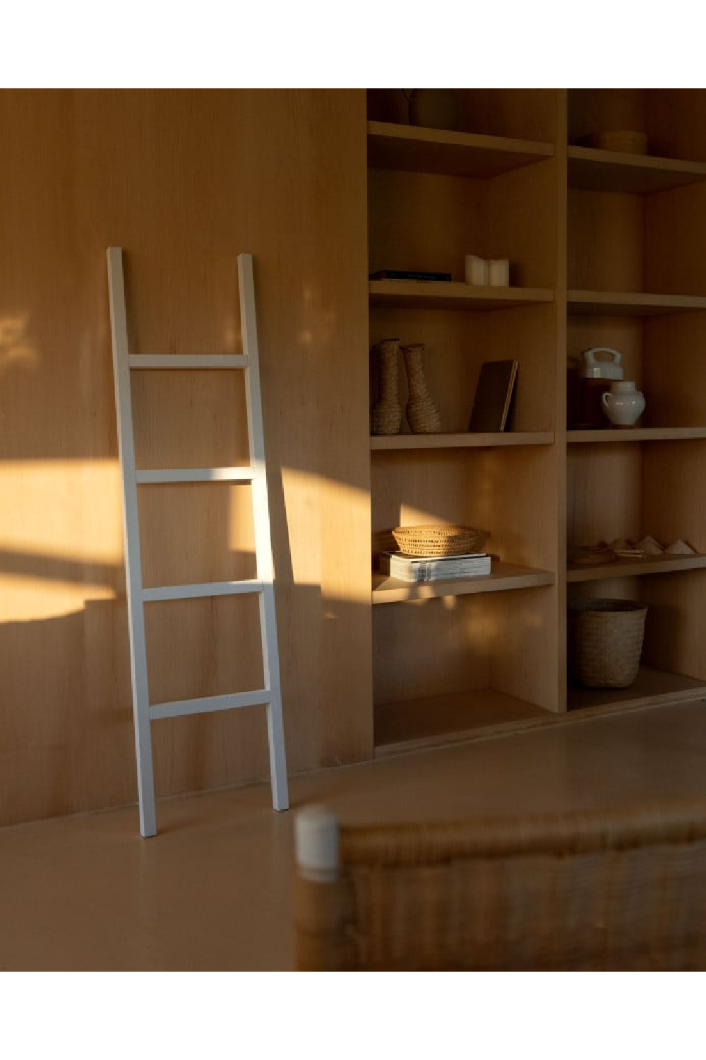 Solid Pine Wood Ladder | Decowood Stairs | OROA.com