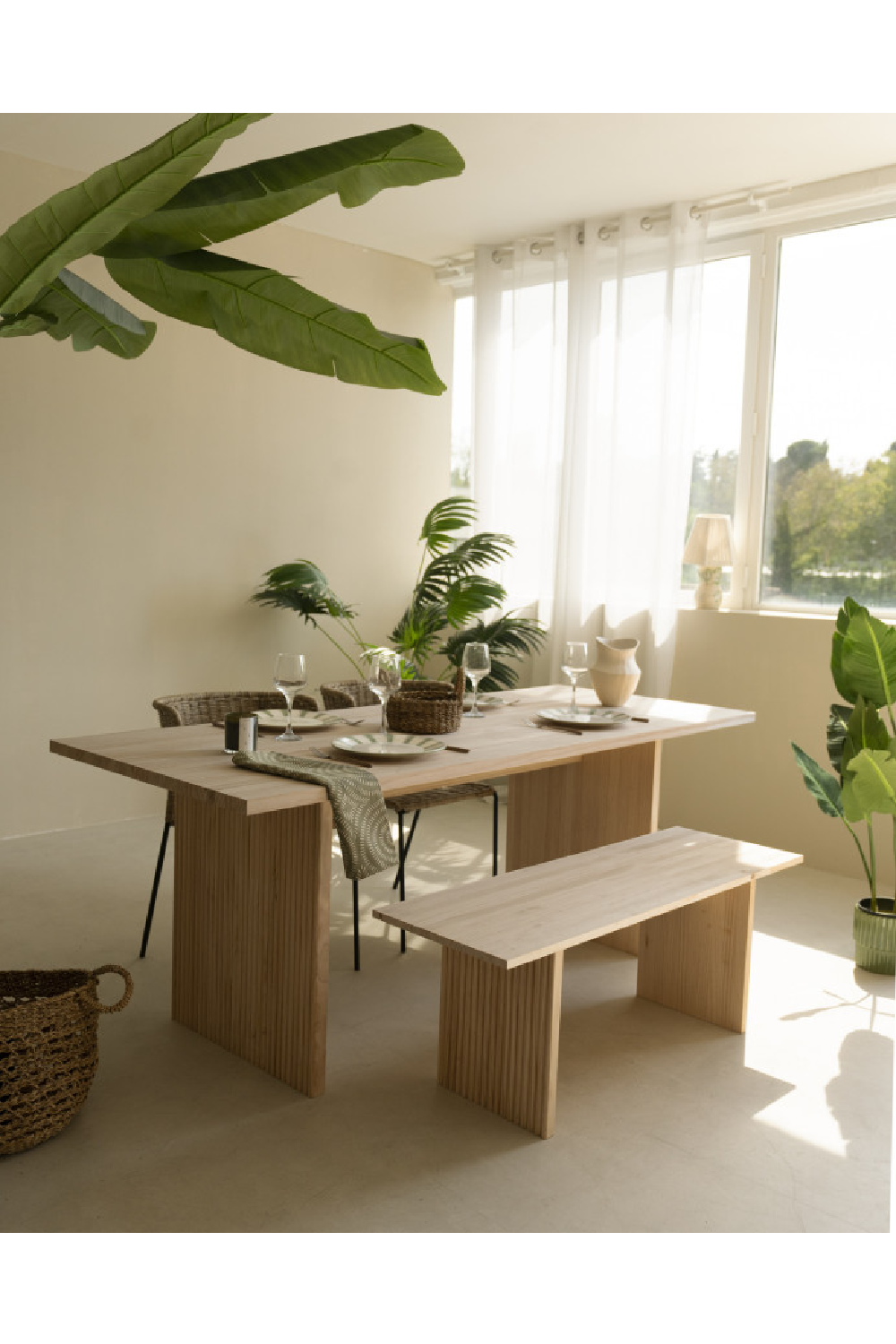 Fluted Wood Legs Dining Table | Decowood Bali | Oroa.com