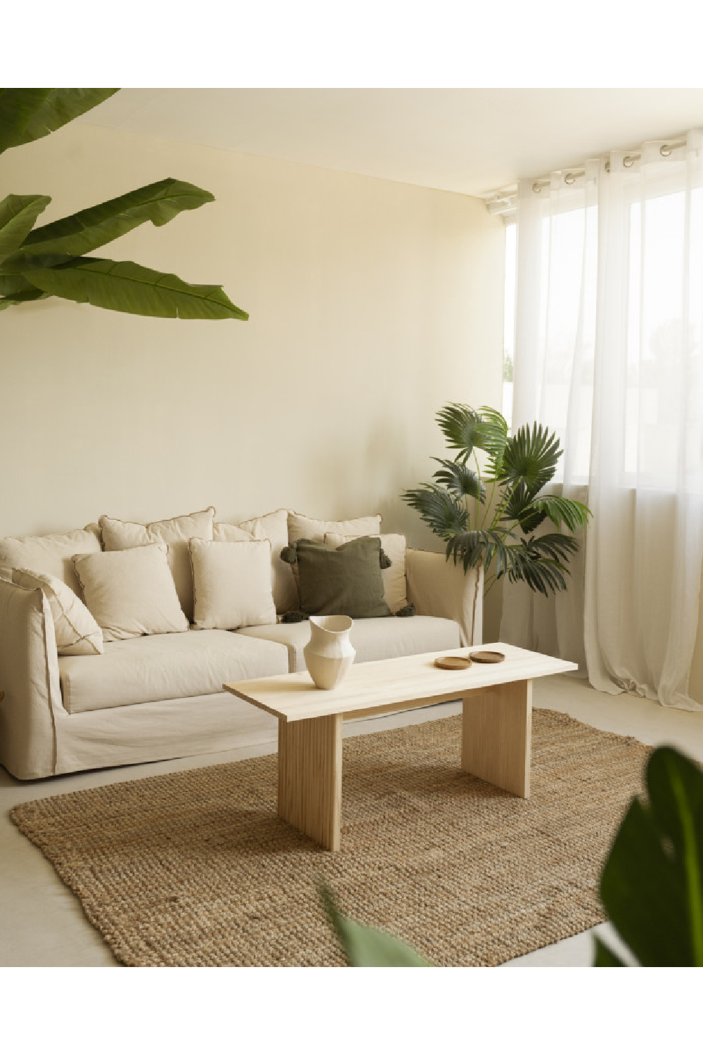 Fluted Legs Wooden Coffee Table | Decowood Bali | Oroa.com