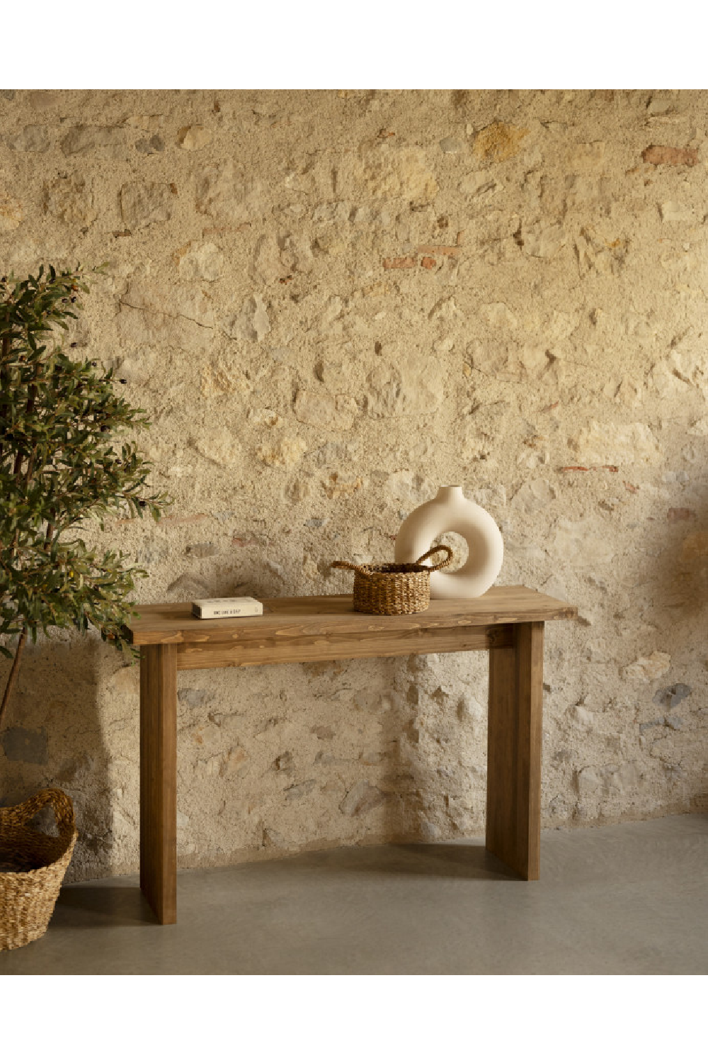 Fluted Legs Console Table | Decowood Bali | Oroa.com