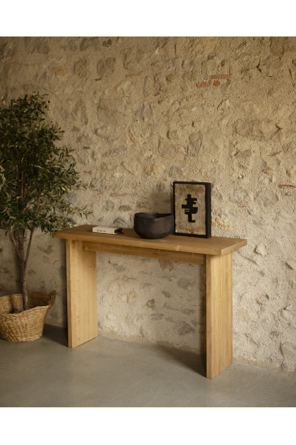 Fluted Legs Console Table | Decowood Bali | Oroa.com